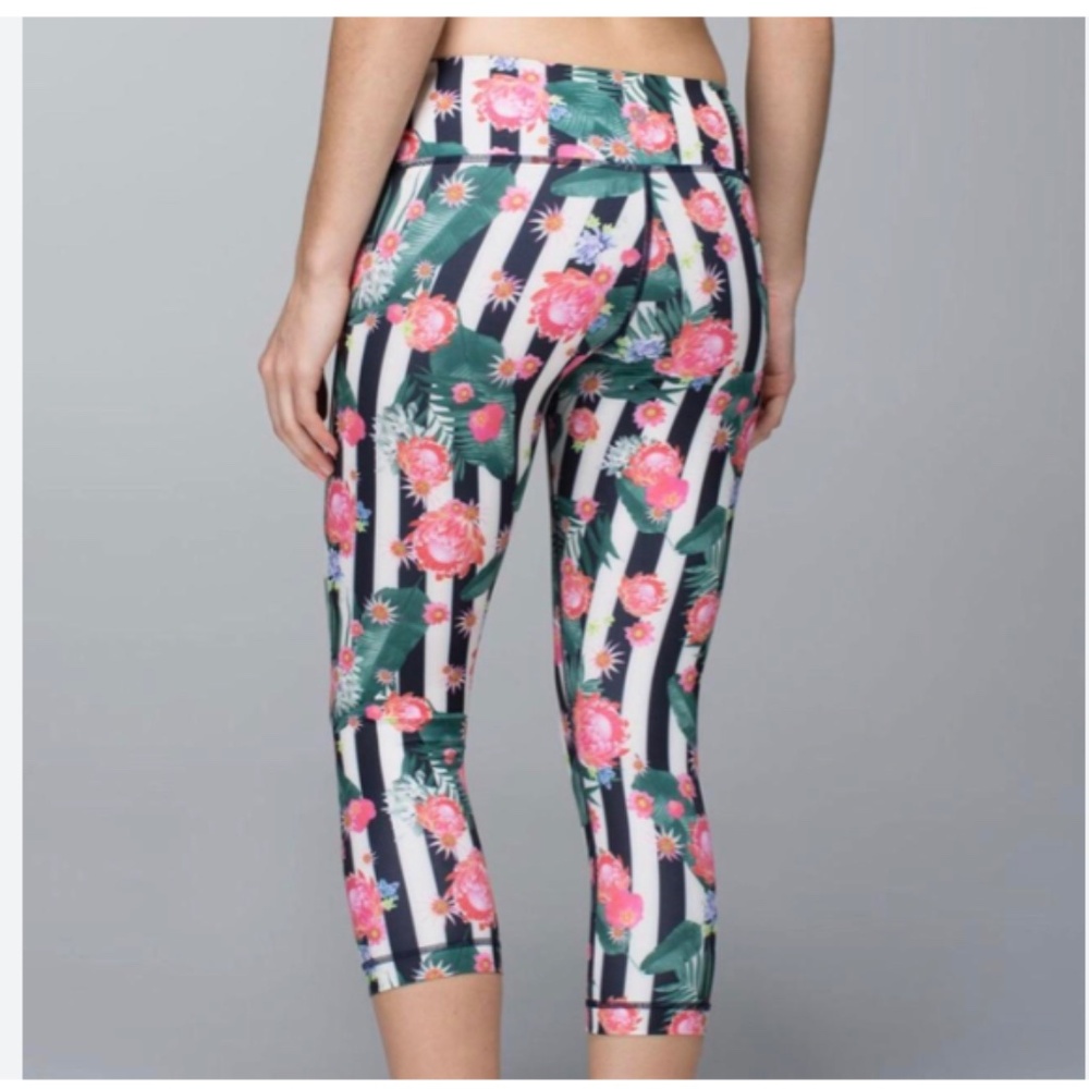 LULULEMON ATHLETICA WUNDER UNDER Full On Luxteeme Fabric Palm Play Leggings